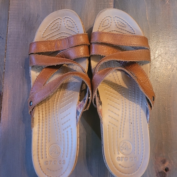 Crocs A-leigh Wedge Cork Sandals 7 - Picture 3 of 6